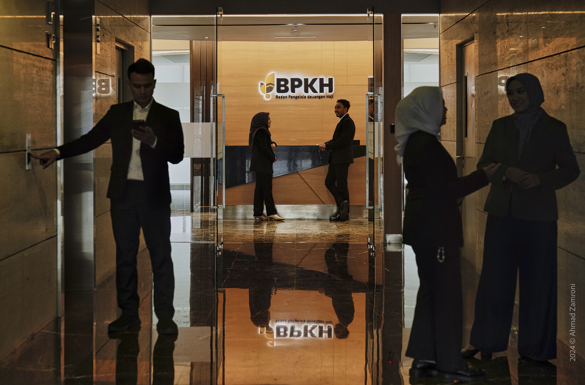 Corporate portrait photography project by Ahmad Zamroni